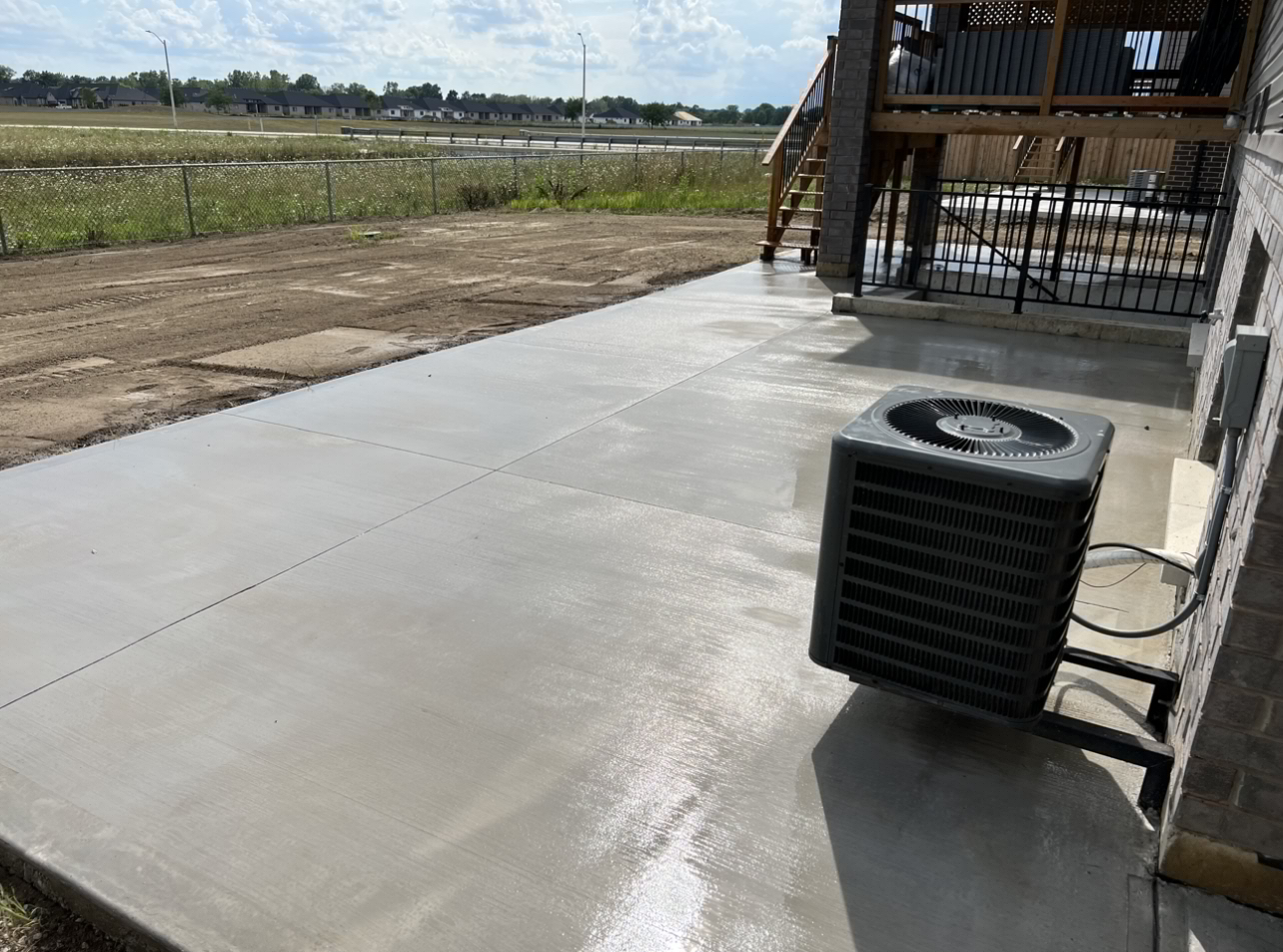 Concrete pad and walkway by Moussa Concrete in London Ontario